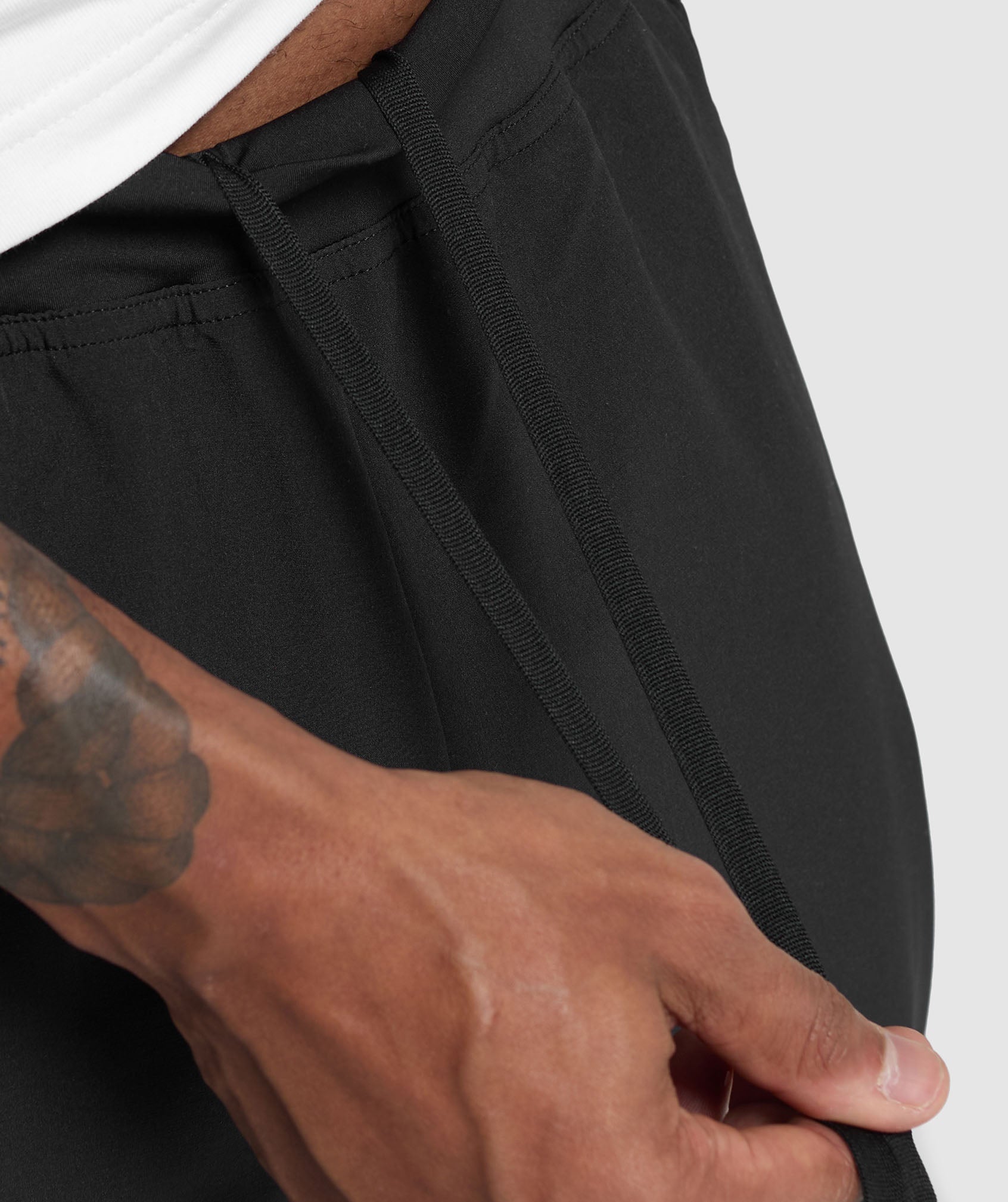 Ease Woven Joggers Black - Image 7