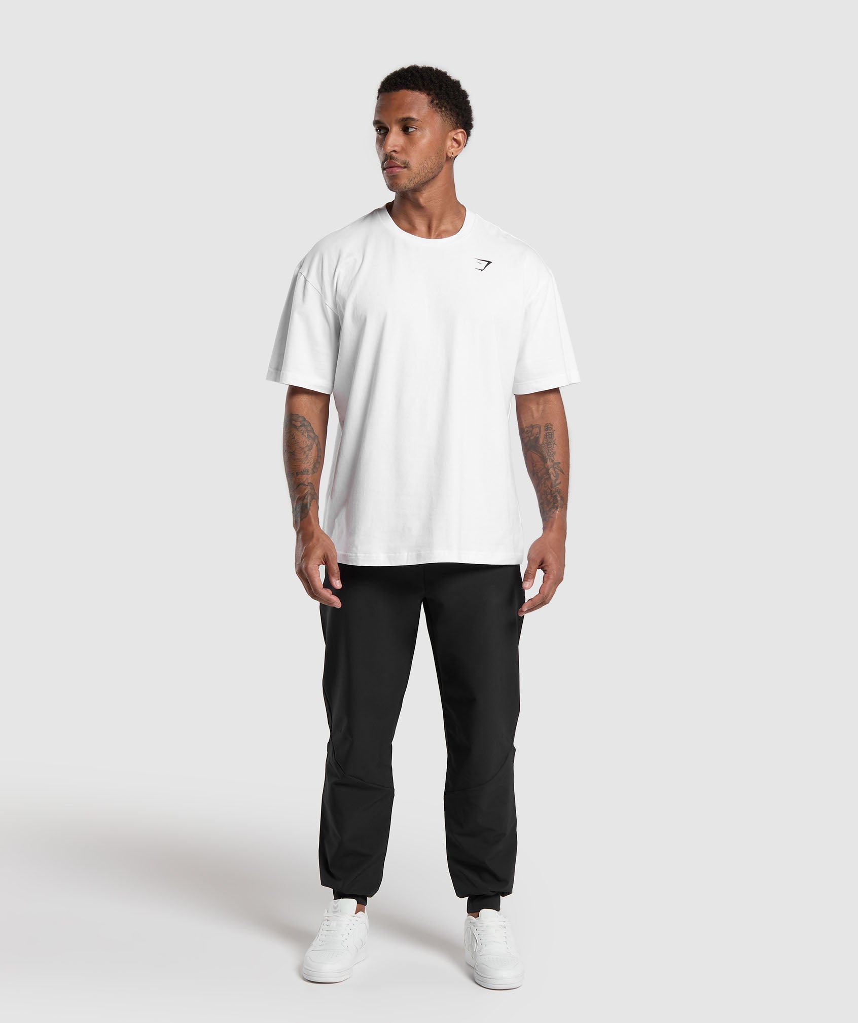 Ease Woven Joggers Black - Image 4