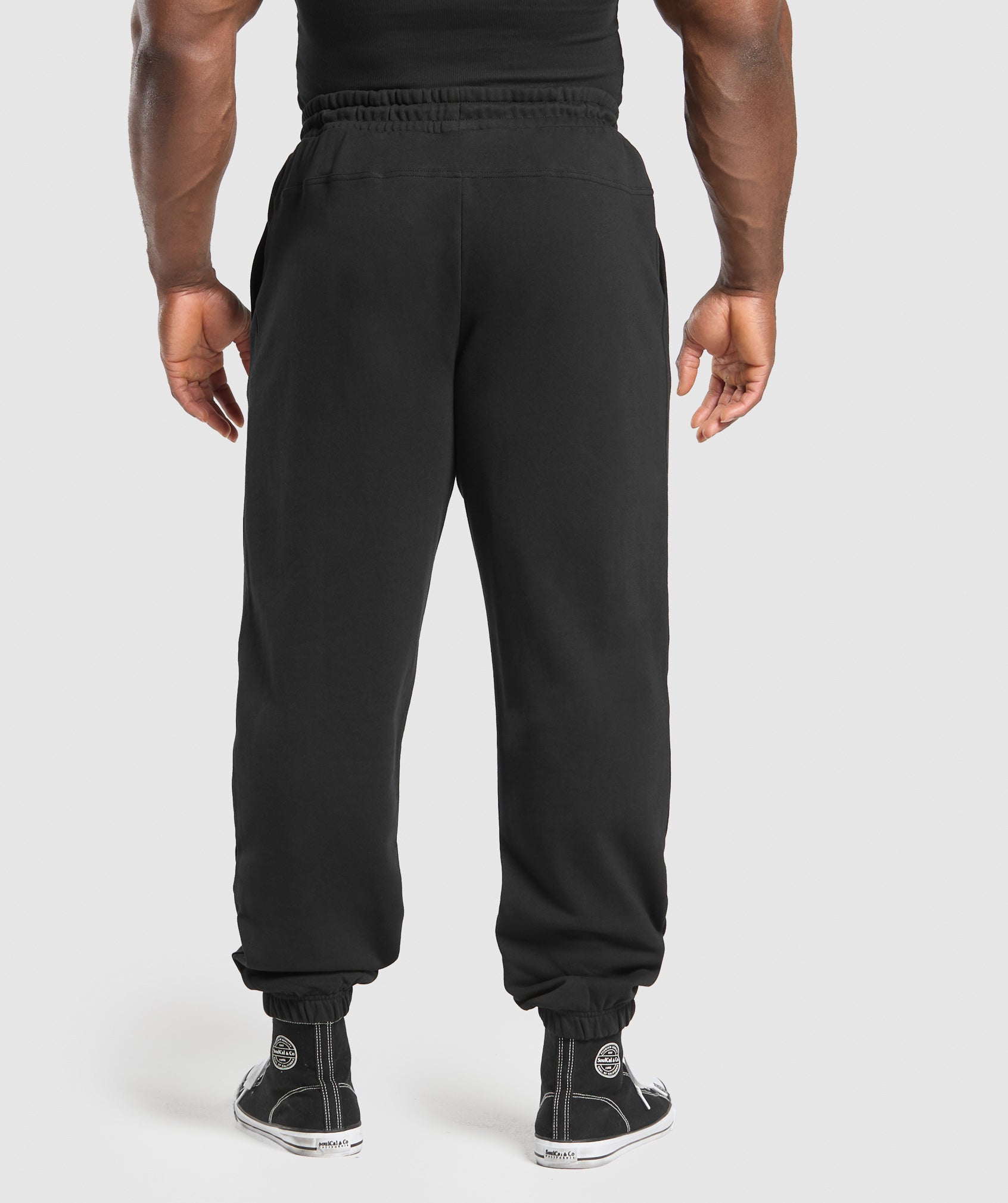 Global Lifting Oversized Essential Joggers Black/Conditioning Red - immagine 2