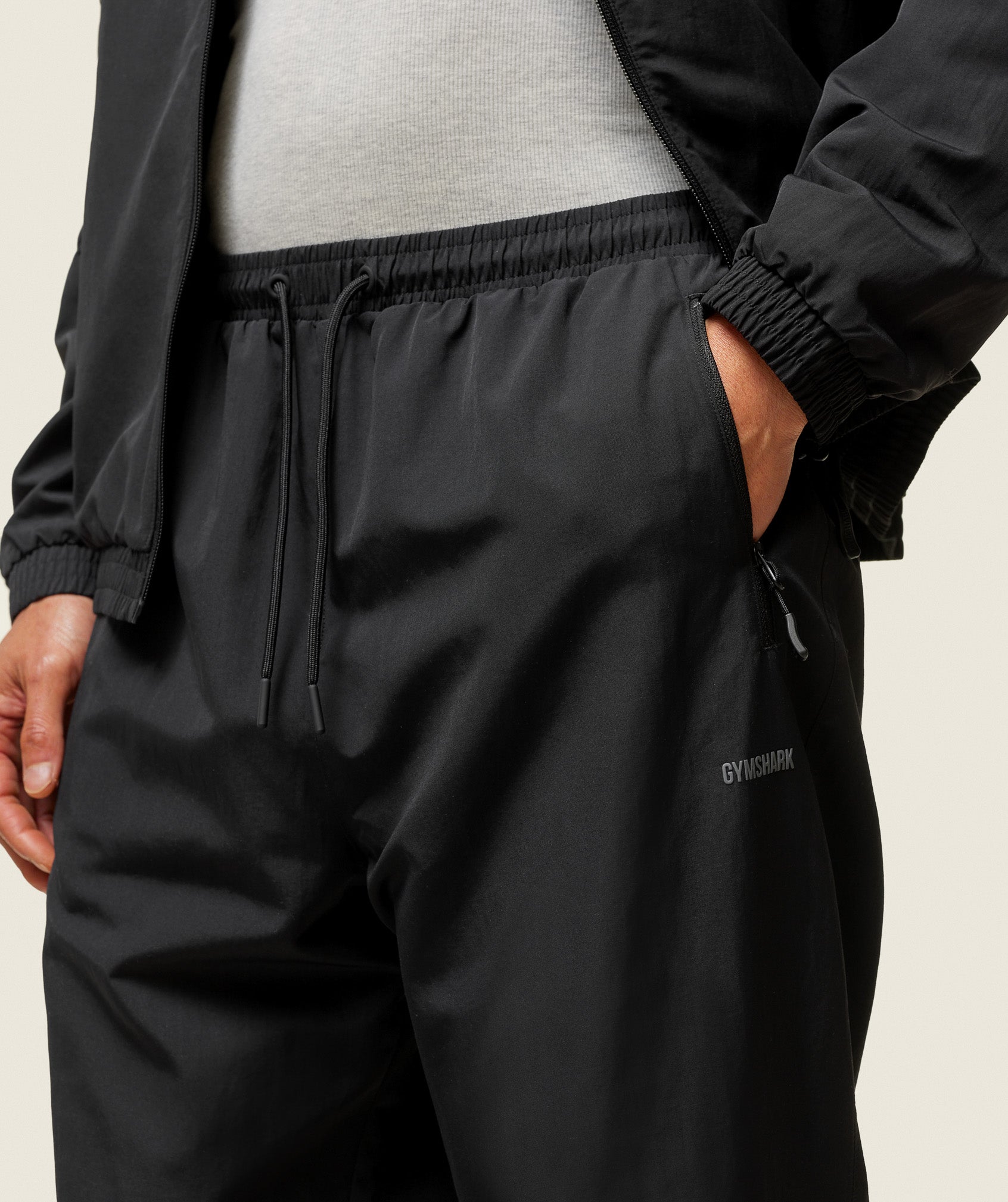 everywear Coach Track Pant Black/Tame Grey - Image 6